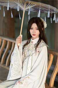 我有99个大佬师父，下山即无敌精品小说