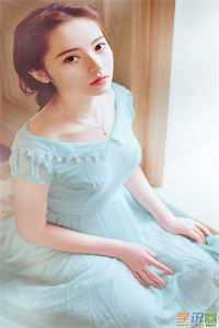 文章精选娱乐圈：太后娘娘古穿今，举国追捧