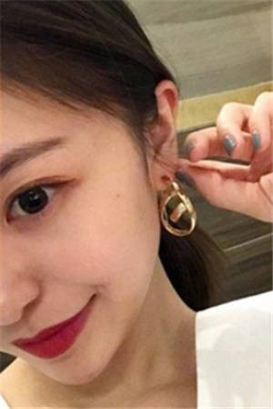 太子容貌不凡，禁欲女神医爱疯了畅销巨作