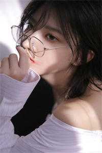 精品小说重生后，妙手神医她坚拒白莲花